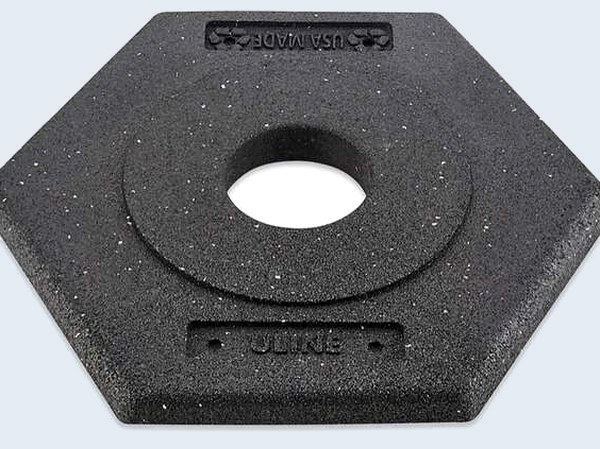 Base hexagonal de caucho de 16 lb para poste delimitador