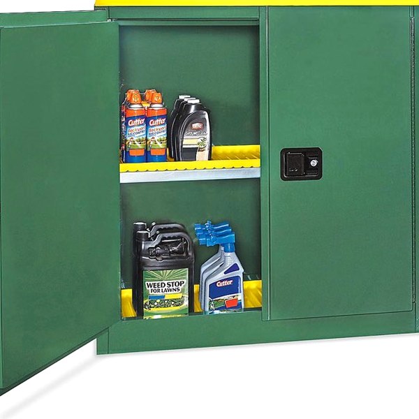 Gabinete de Seguridad para Pesticidas - Puertas Manuales, 30 Galones, 109 x 46 x 112 cm