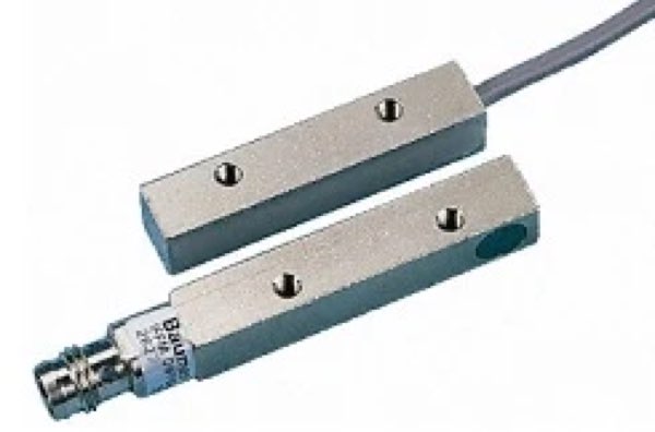 Sensor inductivo 4MM square Baumer IFFM-04P1501-O1L